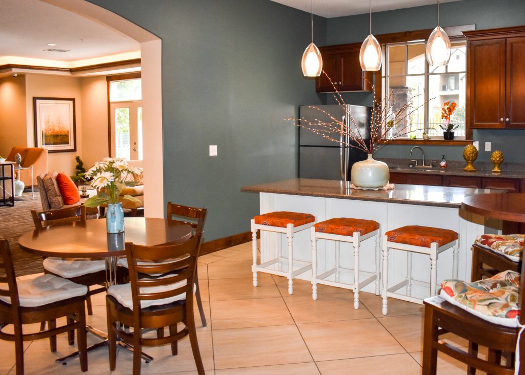 Lehi apartment dinning room and kitchen