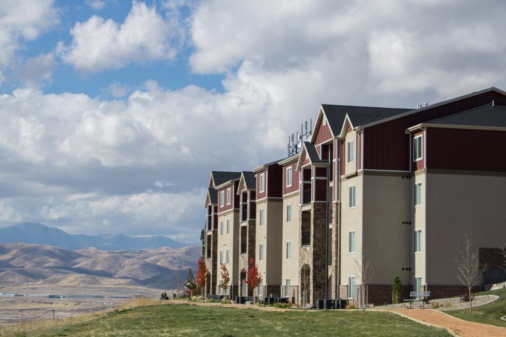 Traverse Mountain apartments